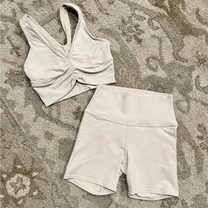 ALO Yoga Womens Nude Blush Bike Shorts